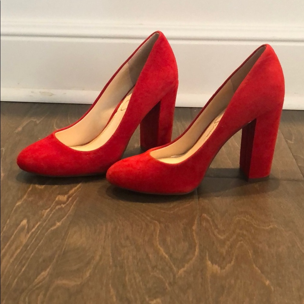 Jessica Simpson Women’s Belemo Pump